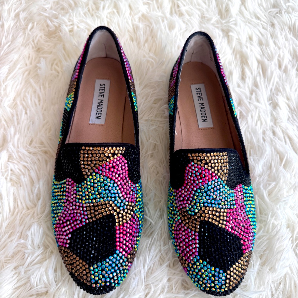 Like new Steve Madden rainbow colorful crystal jewel leather loafer dress flats